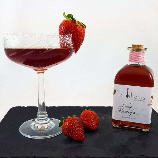 Παραδοσιακό Λικέρ Φράουλα Με Πιπέρι